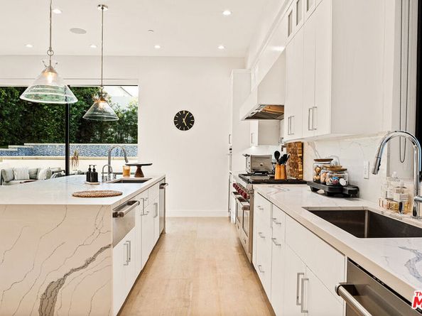 1917 S Bedford Street, Los Angeles CA 90034