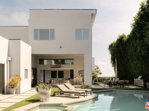 10917 Savona Road, Los Angeles CA 90077