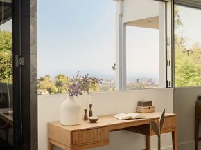 10917 Savona Road, Los Angeles CA 90077