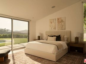10917 Savona Road, Los Angeles CA 90077
