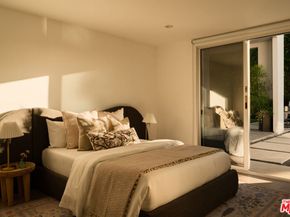 10917 Savona Road, Los Angeles CA 90077