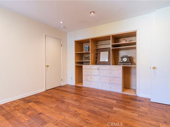 2260 N Cahuenga Blvd. 507, Los Angeles CA 90068