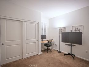 201 E Angeleno Avenue 206, Burbank CA 91502