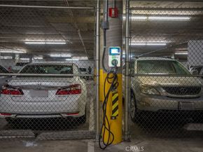 201 E Angeleno Avenue 206, Burbank CA 91502