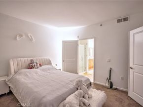 201 E Angeleno Avenue 206, Burbank CA 91502