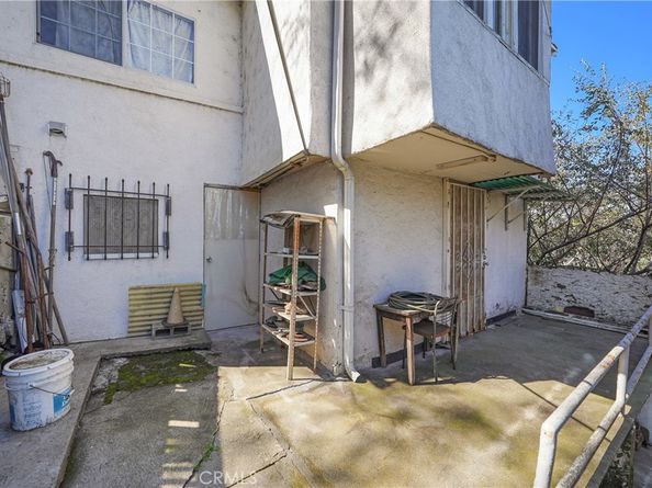 2149 Fargo Street, Los Angeles CA 90039