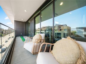 709 E Walnut Street 415, Pasadena CA 91101