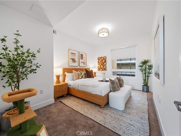 709 E Walnut Street 415, Pasadena CA 91101