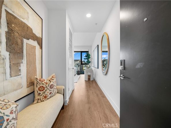 709 E Walnut Street 415, Pasadena CA 91101