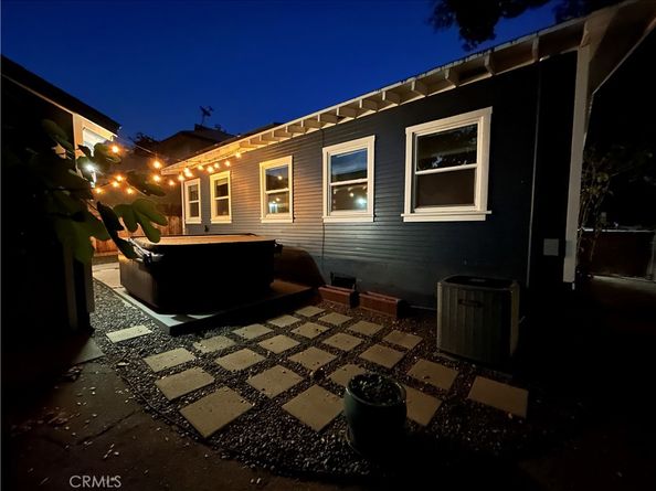 135 N Shamrock Avenue, Monrovia CA 91016