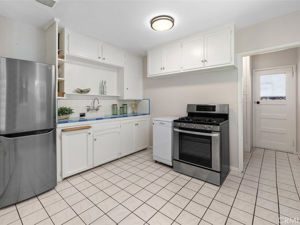 135 N Shamrock Avenue, Monrovia CA 91016