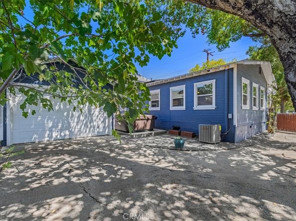 135 N Shamrock Avenue, Monrovia CA 91016
