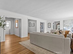 460 University Circle, Claremont CA 91711