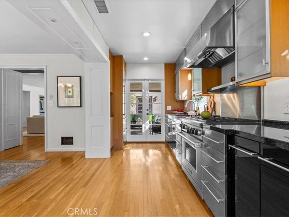 460 University Circle, Claremont CA 91711