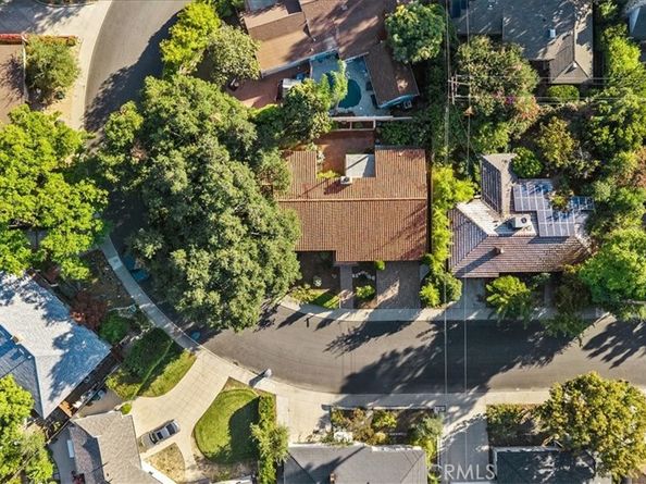 460 University Circle, Claremont CA 91711