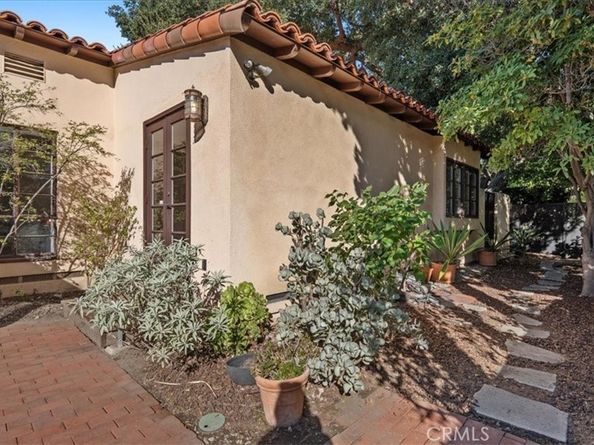 460 University Circle, Claremont CA 91711