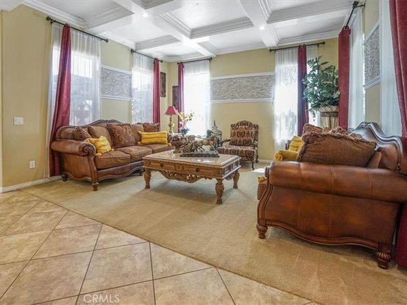 5003 Thornberry Way, Fontana CA 92336