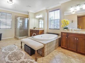 5003 Thornberry Way, Fontana CA 92336