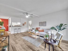 1030 W Macarthur Boulevard 5, Santa Ana CA 92707