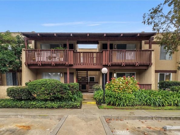 1030 W Macarthur Boulevard 5, Santa Ana CA 92707