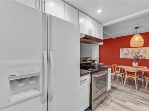 1030 W Macarthur Boulevard 5, Santa Ana CA 92707