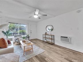 1030 W Macarthur Boulevard 5, Santa Ana CA 92707