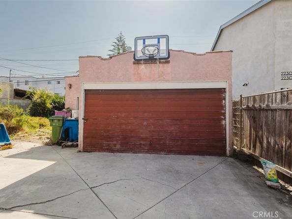 2226 Hauser Boulevard, Los Angeles CA 90016