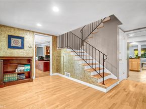 4121 Country Club Drive, Lakewood CA 90712