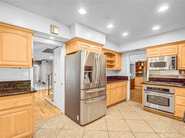 4121 Country Club Drive, Lakewood CA 90712