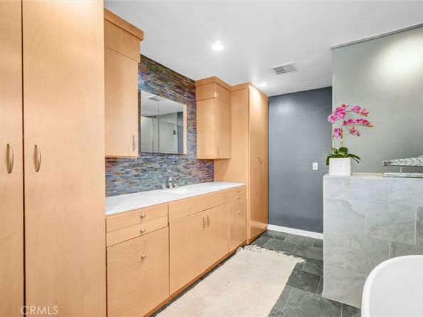 4121 Country Club Drive, Lakewood CA 90712