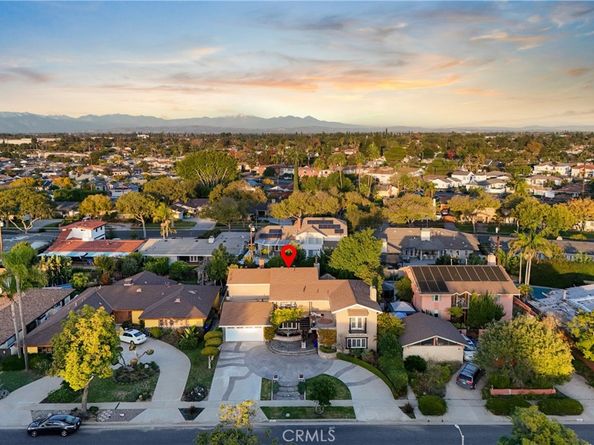 4121 Country Club Drive, Lakewood CA 90712