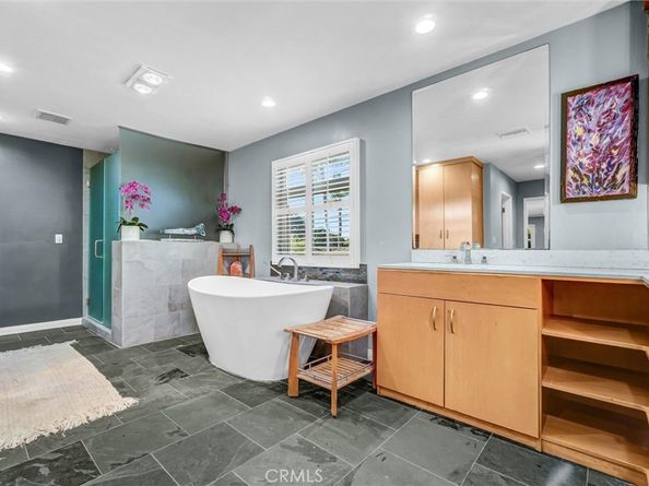 4121 Country Club Drive, Lakewood CA 90712