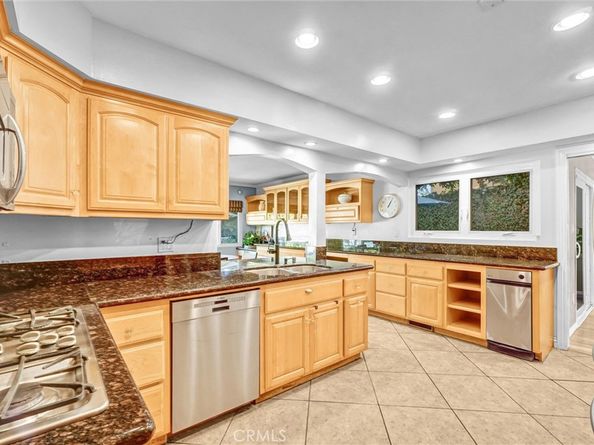 4121 Country Club Drive, Lakewood CA 90712