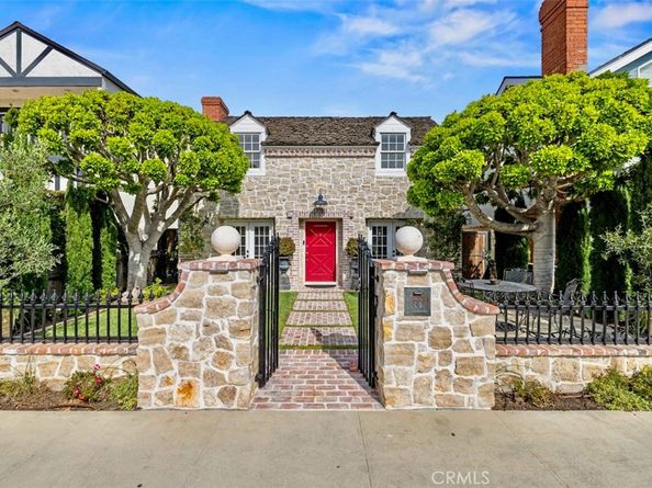 89 Rivo Alto Canal, Long Beach CA 90803