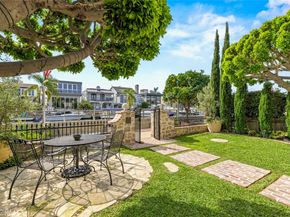 89 Rivo Alto Canal, Long Beach CA 90803