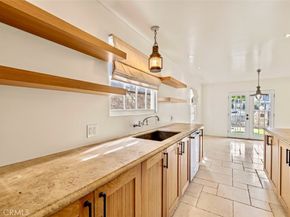 89 Rivo Alto Canal, Long Beach CA 90803