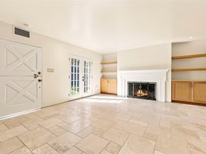 89 Rivo Alto Canal, Long Beach CA 90803