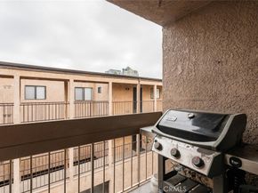 250 W Fairview Avenue 301, Glendale CA 91202