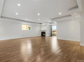 250 W Fairview Avenue 301, Glendale CA 91202