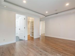 250 W Fairview Avenue 301, Glendale CA 91202