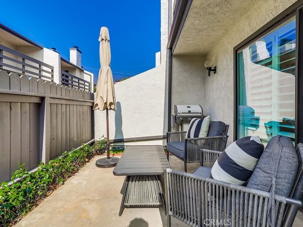 930 Ocean View Avenue E, Monrovia CA 91016