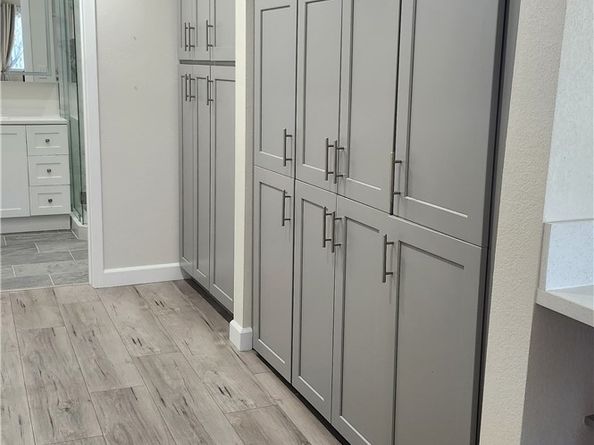 330 N Howard Street 212, Glendale CA 91206