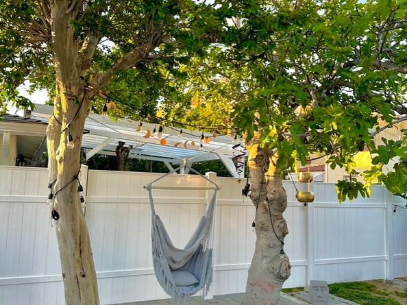 114 S Lamer Street, Burbank CA 91506