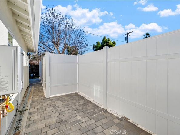 114 S Lamer Street, Burbank CA 91506