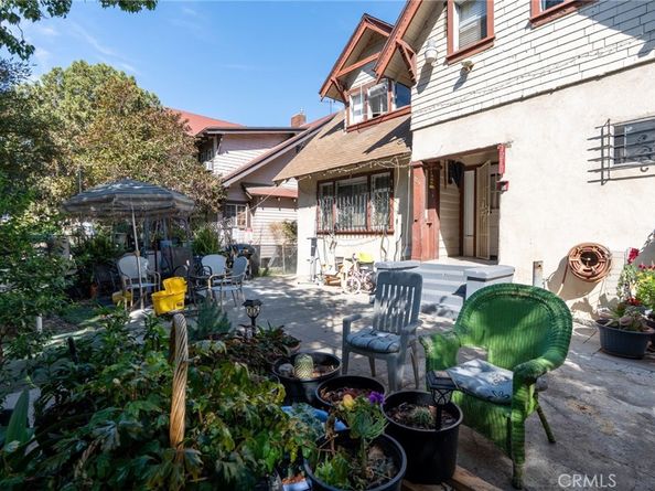 1217 W 39th Street, Los Angeles CA 90037