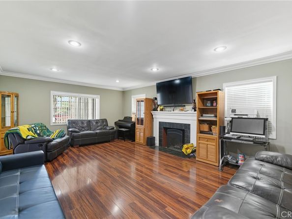 155 E Barclay, Long Beach CA 90805