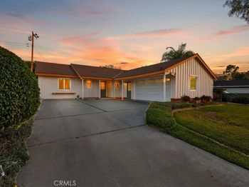 15960 Glazebrook