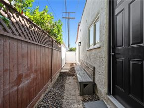 5563 Bangor, Los Angeles CA 90016