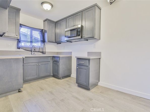 10955 S Spring Street, Los Angeles CA 90061