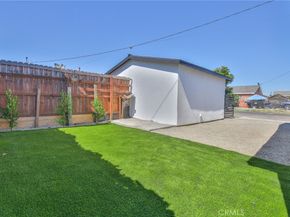 10955 S Spring Street, Los Angeles CA 90061